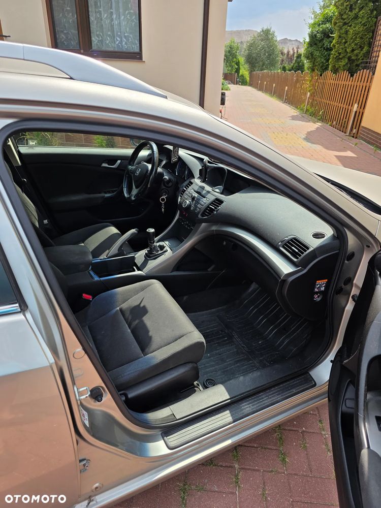 Honda Accord 2.0 Elegance - 9