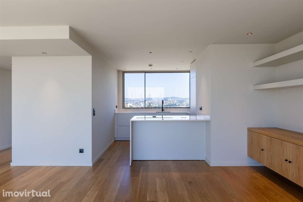T3 Duplex com 2 Terraços, Varanda e Vista Rio Douro | LYNQ Gaia - Grande imagem: 4/26
