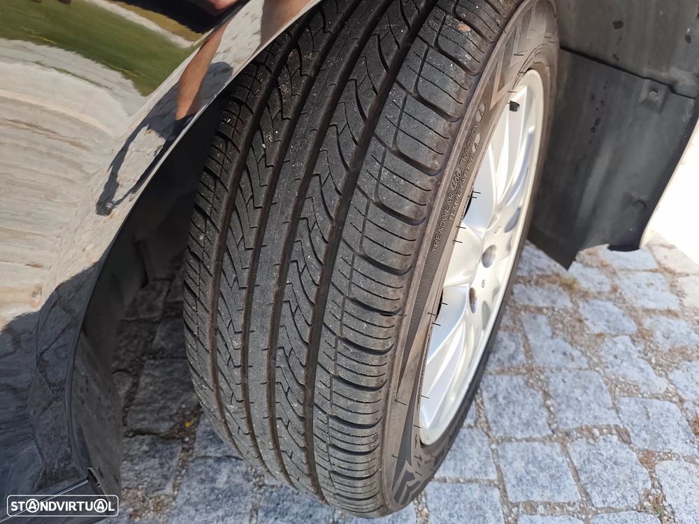 Mercedes-Benz CLK 200 K Avantgarde Aut. - 13