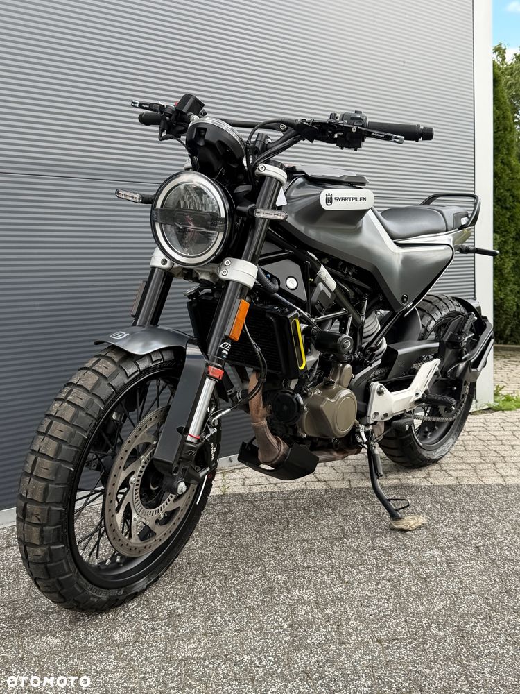 Husqvarna Svartpilen - 11