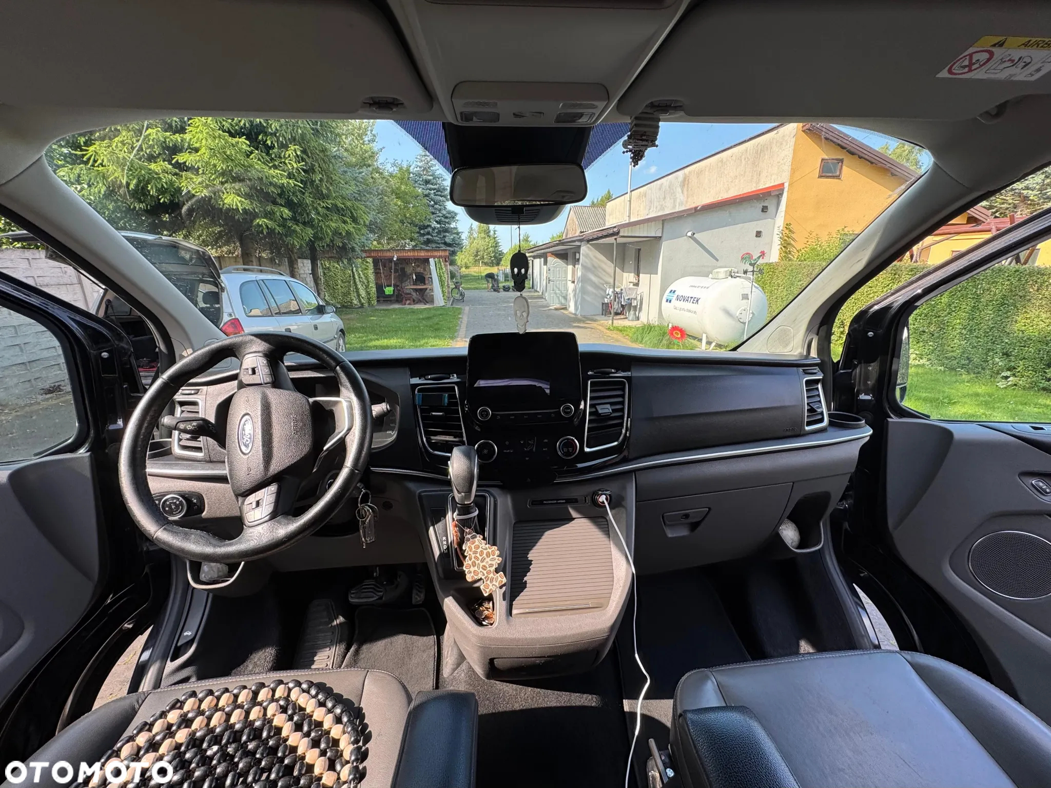 Ford Tourneo Custom - 17