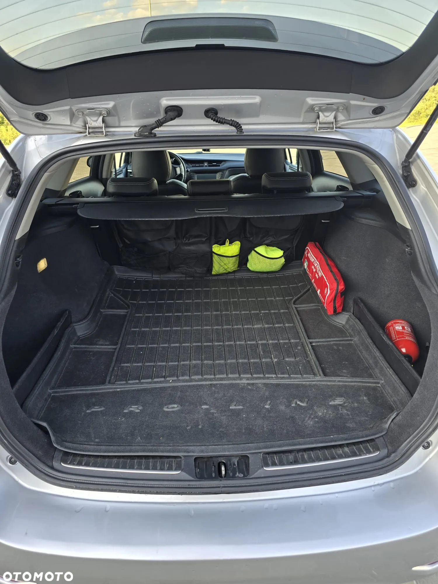 Toyota Avensis 2.0 D-4D Prestige - 16