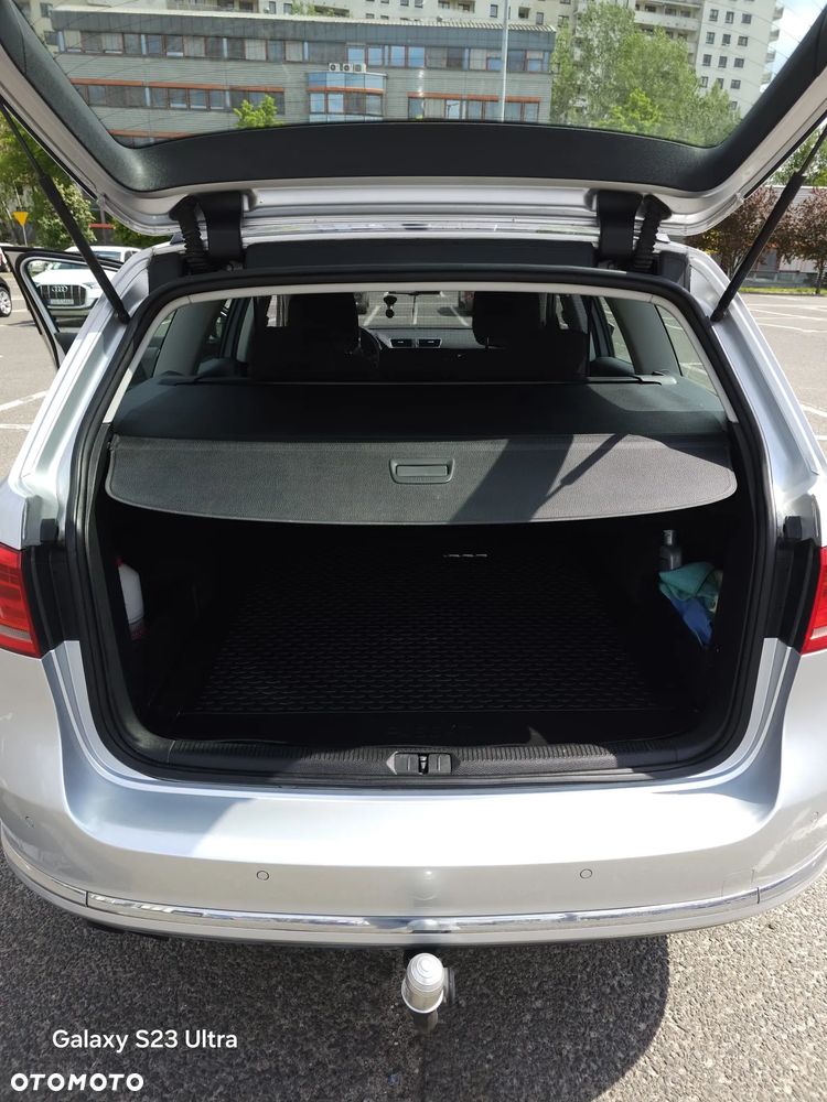 Volkswagen Passat 2.0 TDI Comfortline DSG - 26