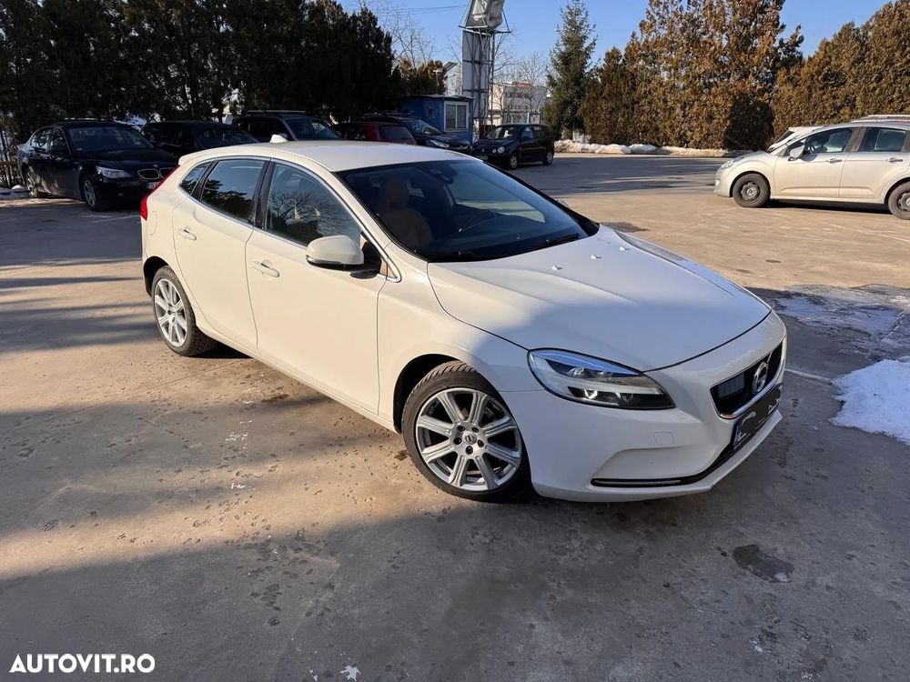 Volvo V40 D2 Kinetic - 8