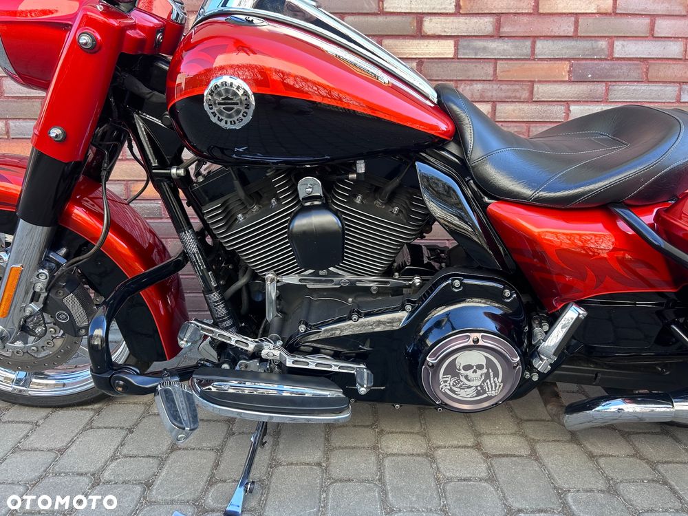 Harley-Davidson Touring Road King - 12