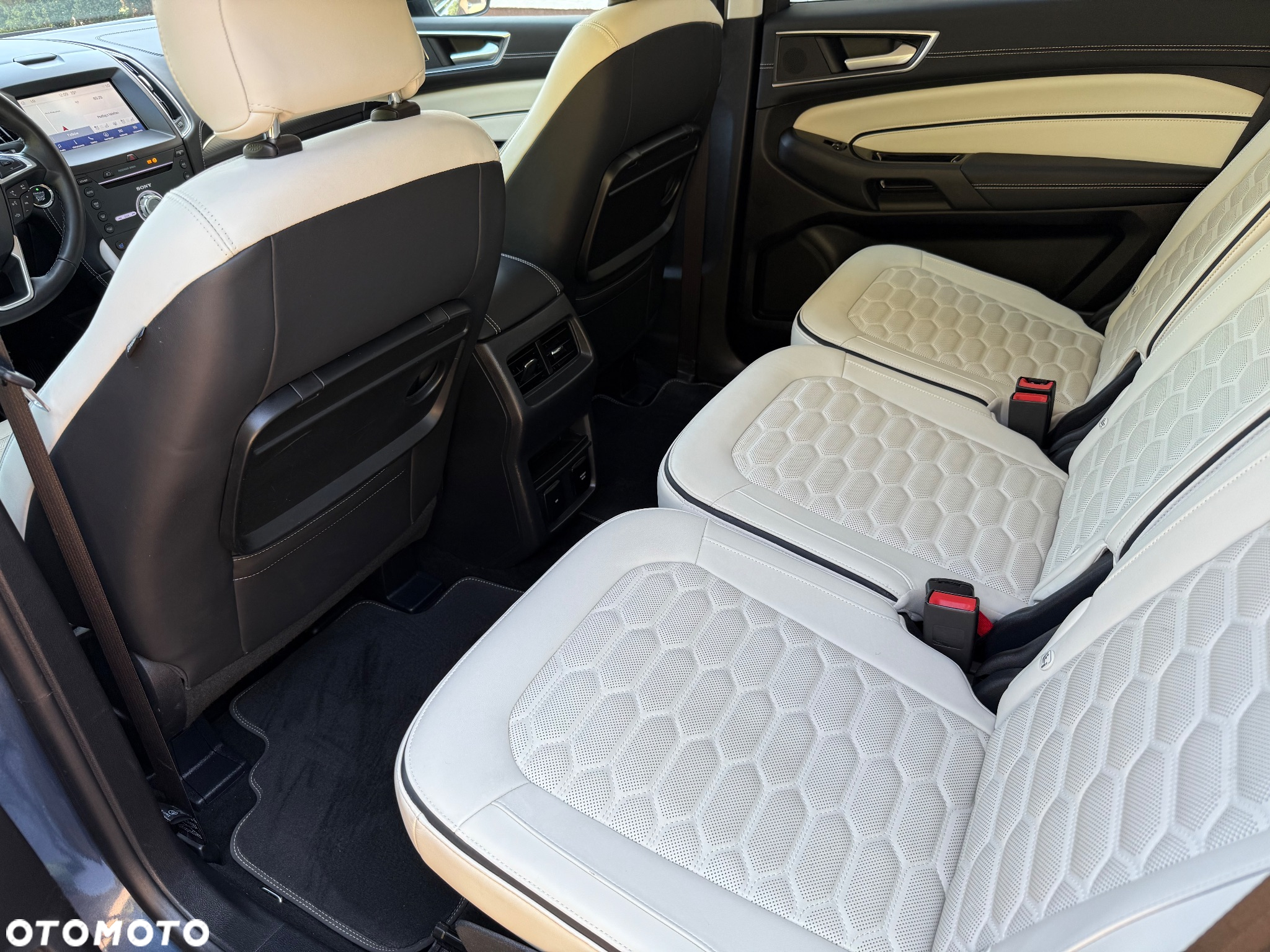 Ford S-Max 2.0 EcoBlue VIGNALE - 27