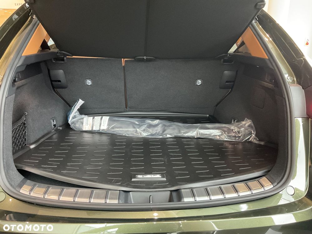 Lexus NX 450h+ Prestige AWD - 8