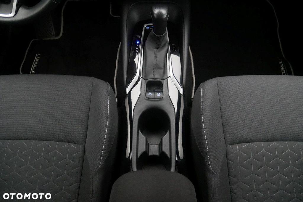 Toyota Corolla - 11