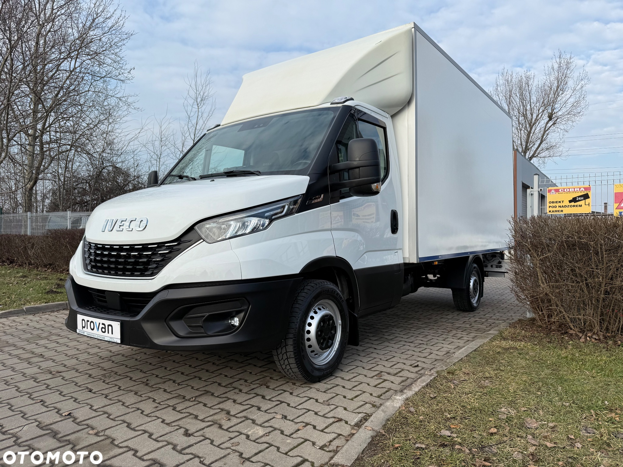 Iveco DAILY 35-160 HI-MATIC KONTENER 8 EUROPALET WINDA ZEPRO - 7