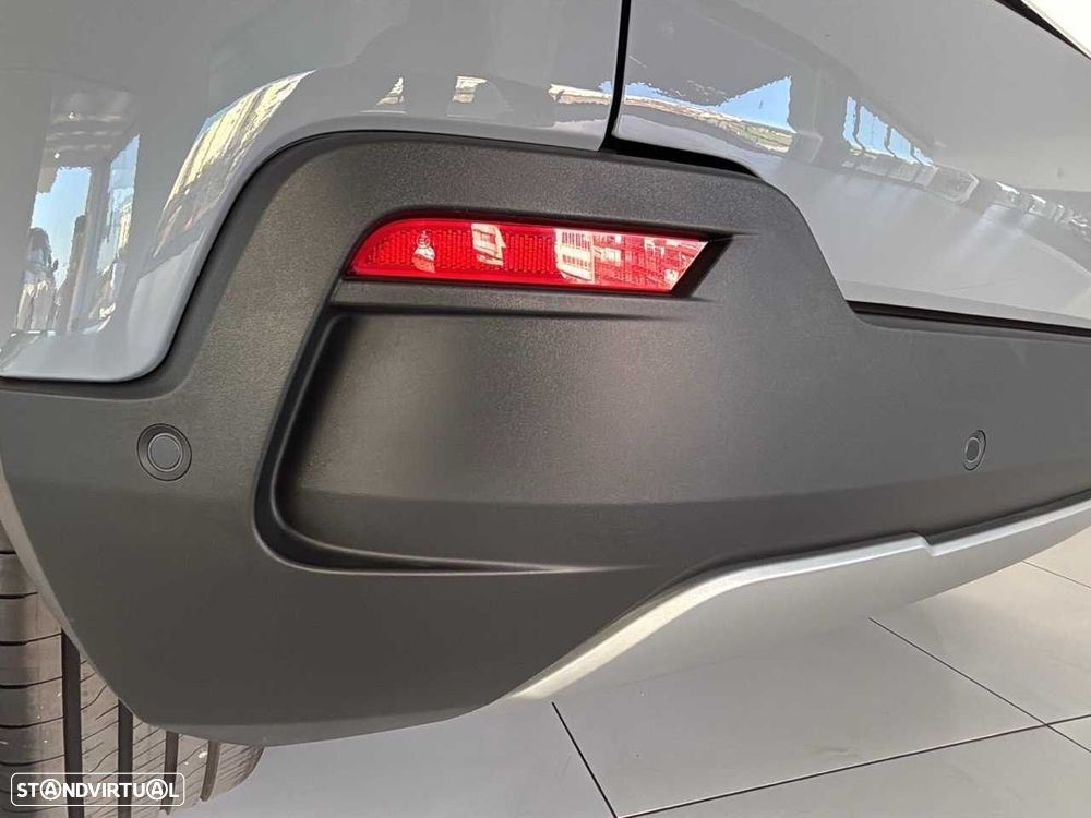 Jeep Avenger 1.2 GSE T3 Altitude - 25