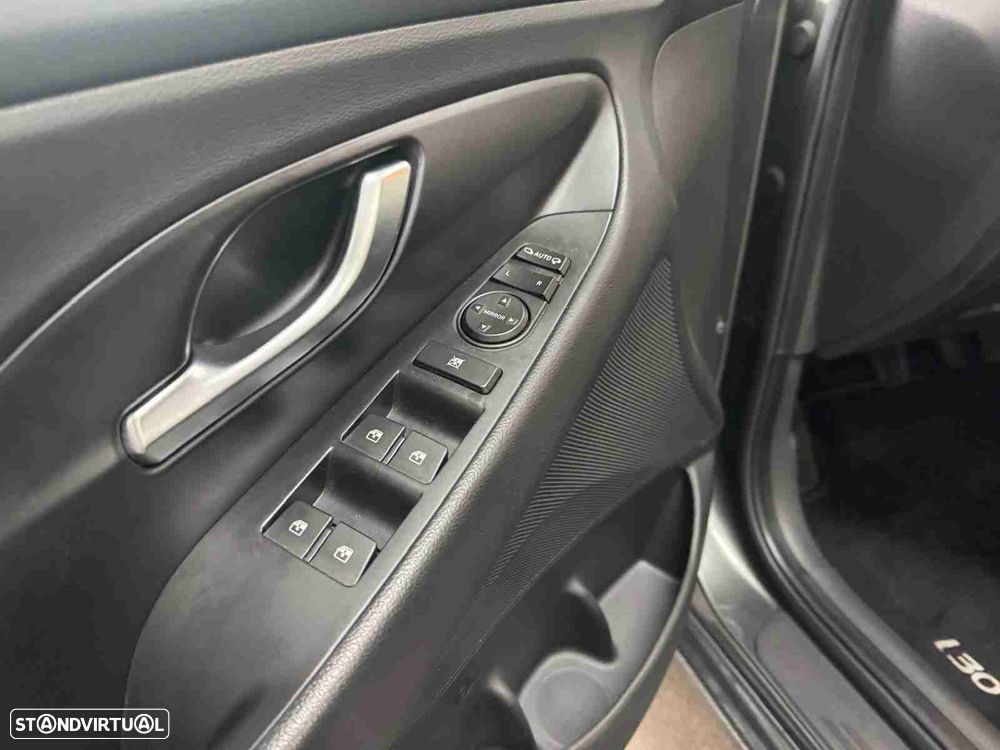 Hyundai i30 SW 1.0 T-GDi Style Plus - 6