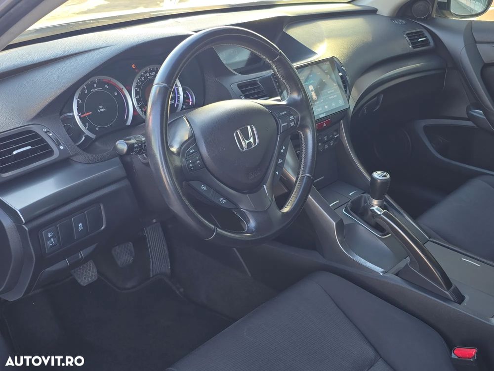 Honda Accord 2.2 i-DTEC MT Elegance - 10