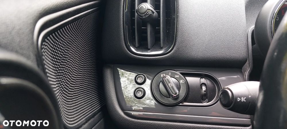 MINI Countryman Cooper D John Cooper Works Trim - 31