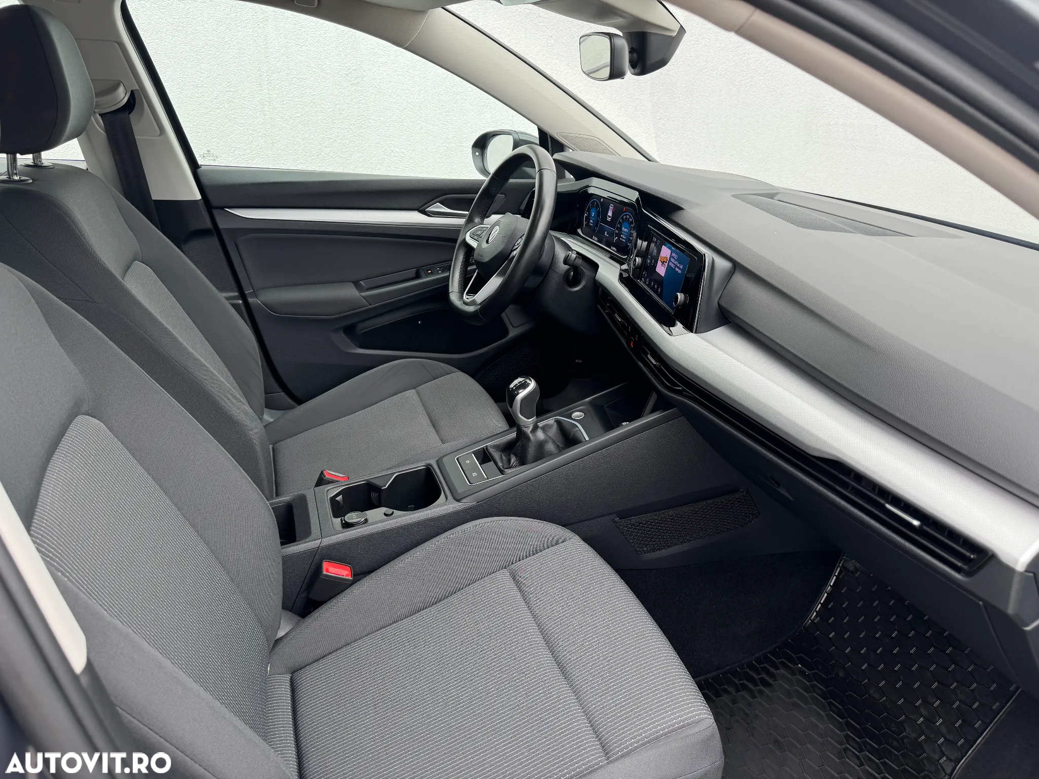 Volkswagen Golf 2.0 TDI SCR Life - 7