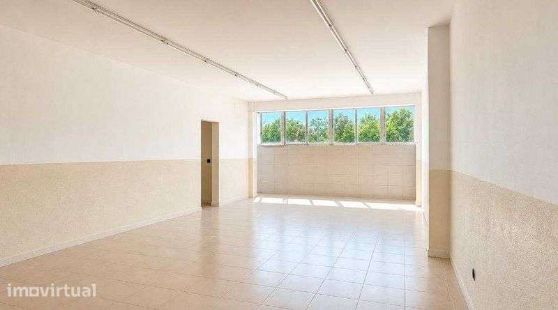 Loja para arrendar nas Termas de S. Vicente - Penafiel - Grande imagem: 3/5