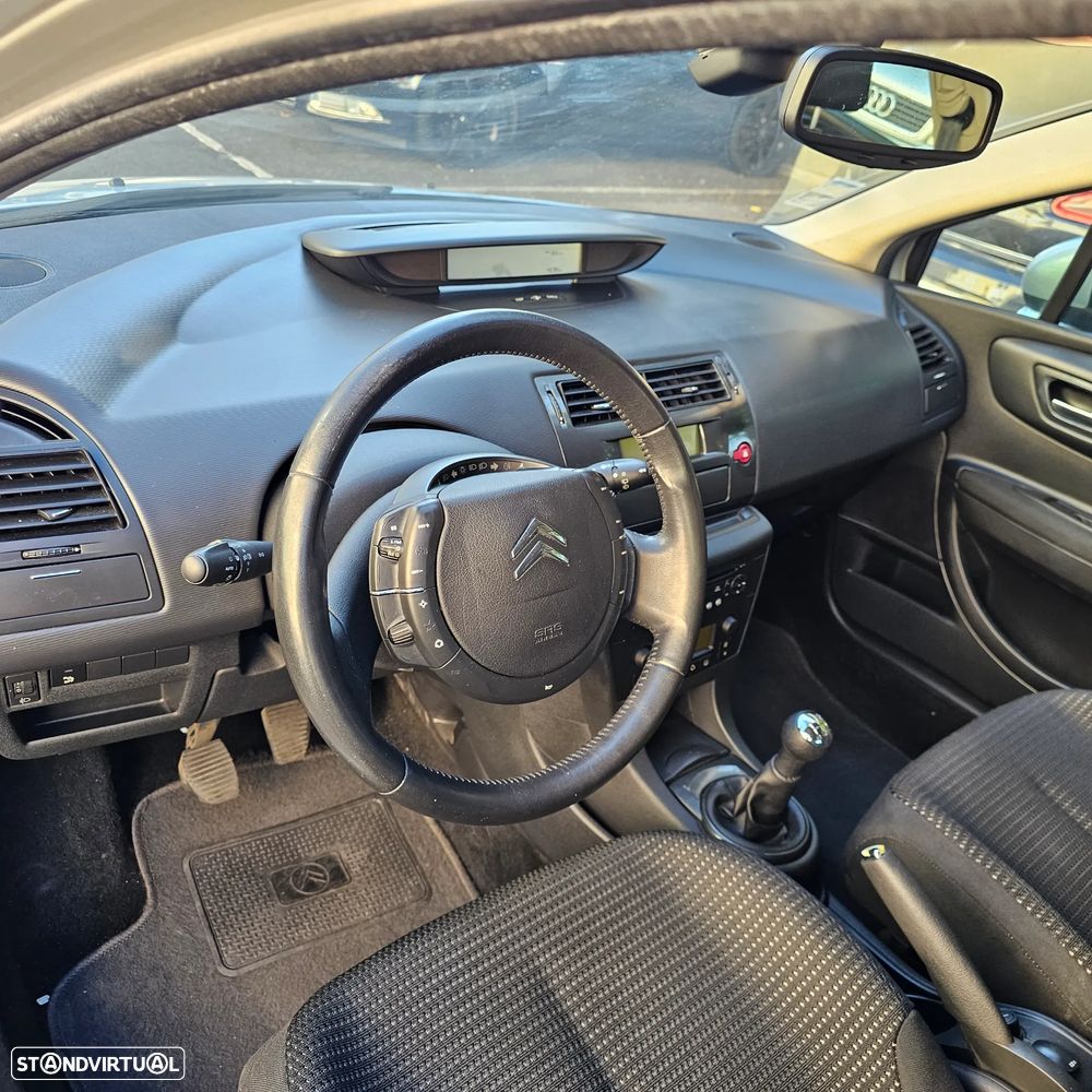 Citroën C4 1.6 HDi SX Airdream - 30