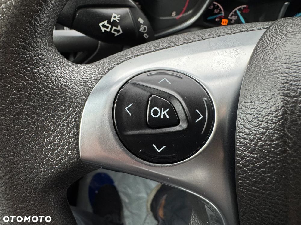 Ford Transit Connect - 19