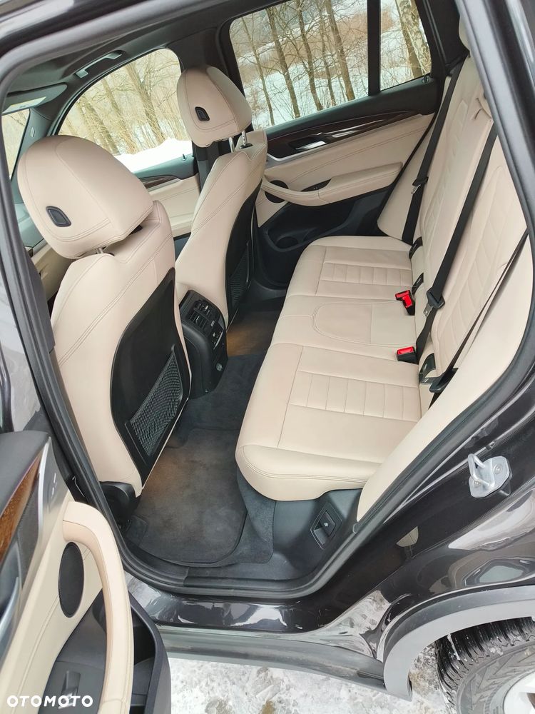 BMW X3 xDrive30i GPF xLine sport - 8