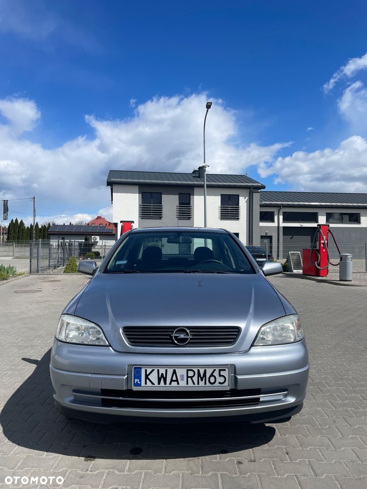 Opel Astra 1.6 Cosmo - 1