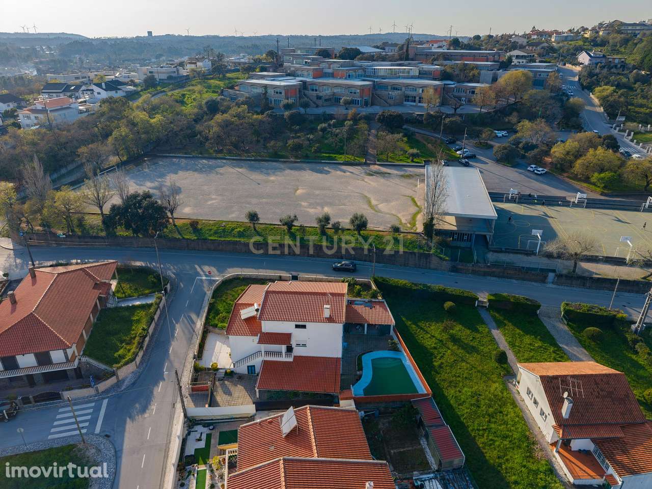 Espetacular Moradia T4 em Localização Central e Tranquila - Grande imagem: 5/56