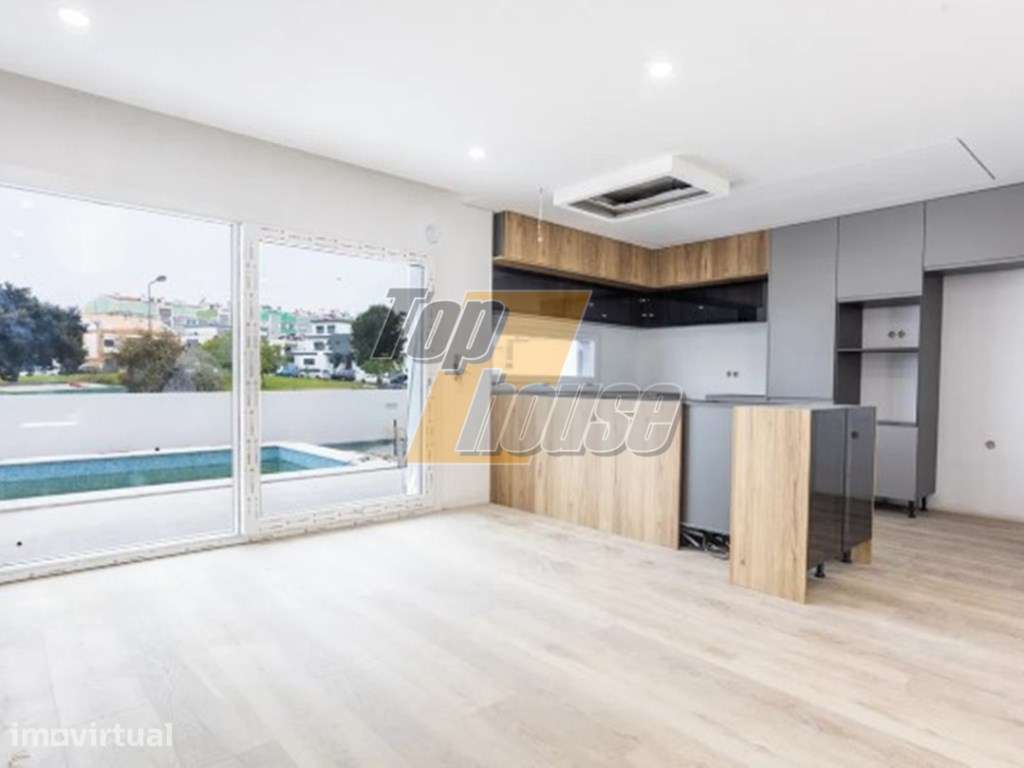 Moradia isolada V4 com piscina -Charneca de Caparica - Grande imagem: 3/23