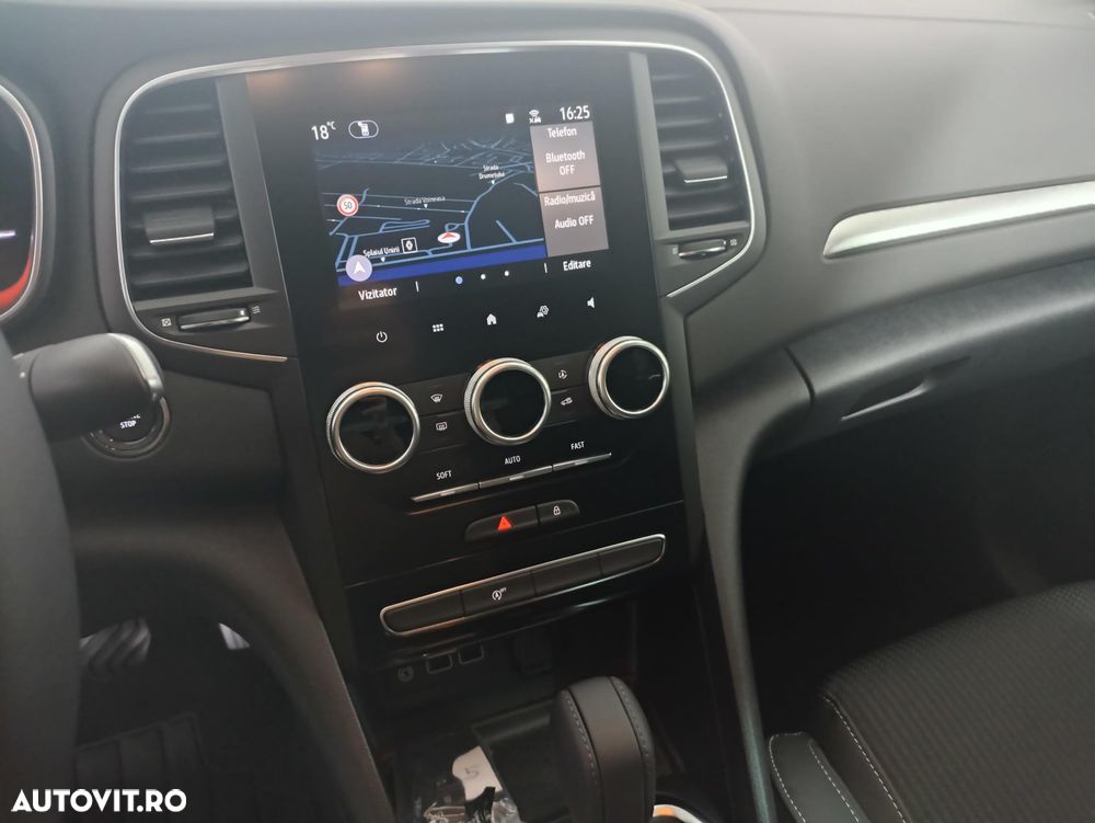 Renault Megane TCe 140 GPF EDC Techno - 13
