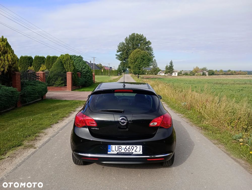 Opel Astra - 4