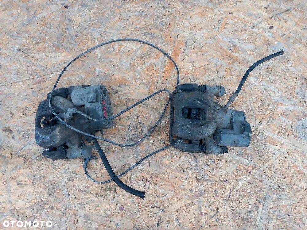 Zacisk Hamulcowy Tylny Prawy Tył Elektryczny Mercedes Sprinter W907 907 - 4