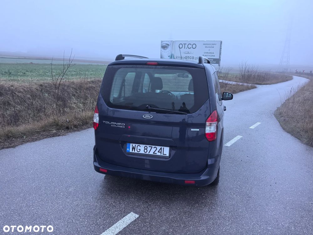 Ford Tourneo Courier - 6