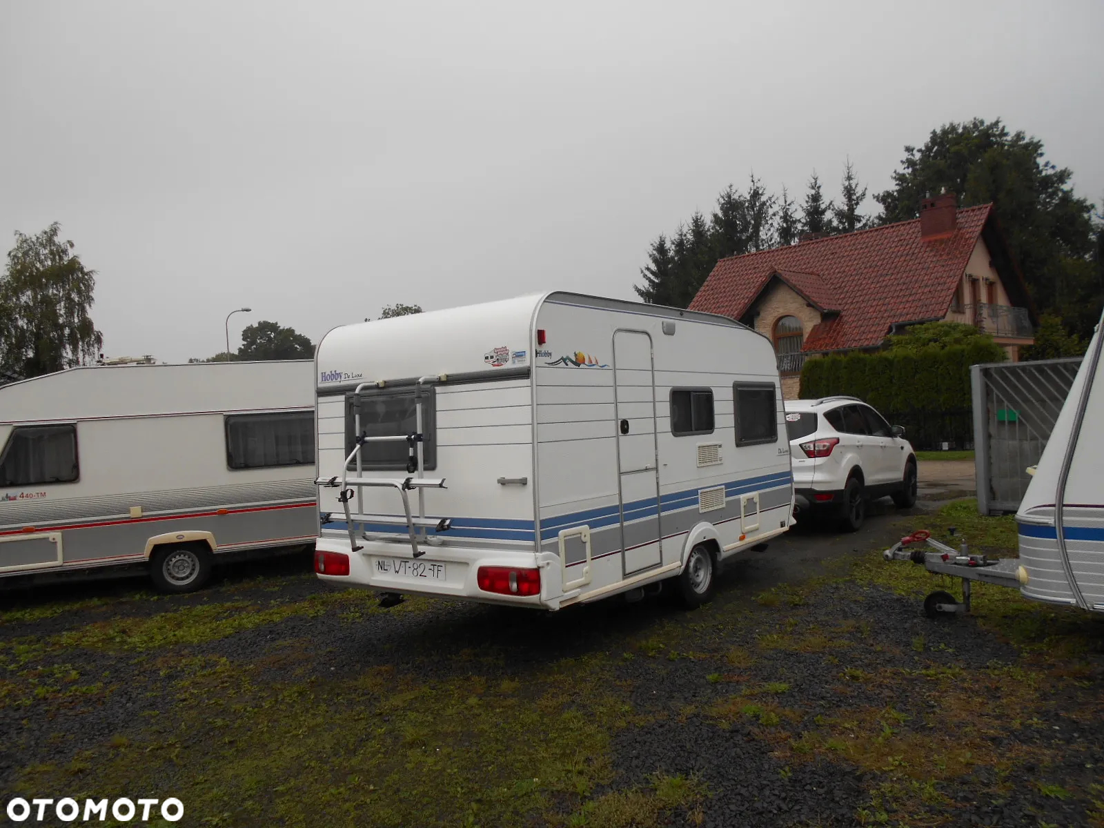 Hobby DE LUXE 400 - 28