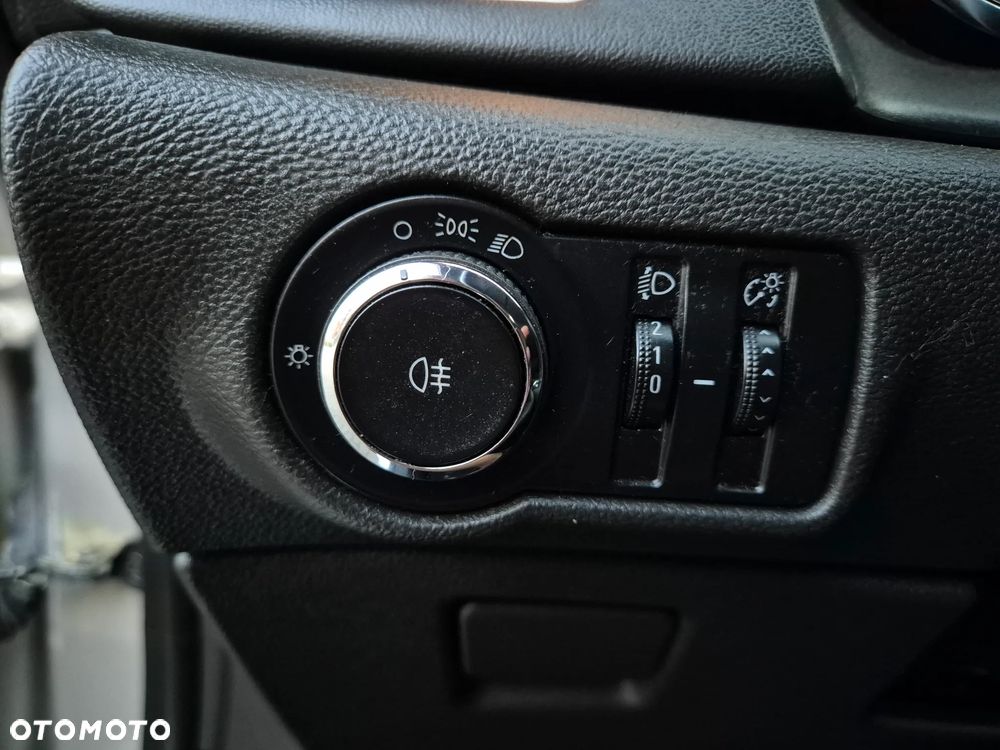 Opel Astra 1.6 Enjoy - 12