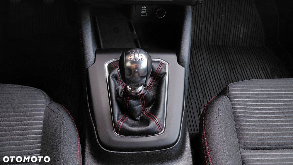 Ford Focus - 13