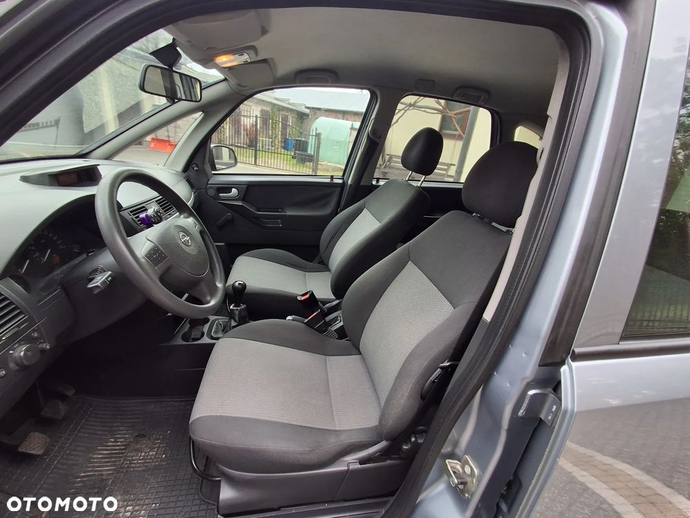 Opel Meriva 1.6 16V Easytronic (Essentia) - 6