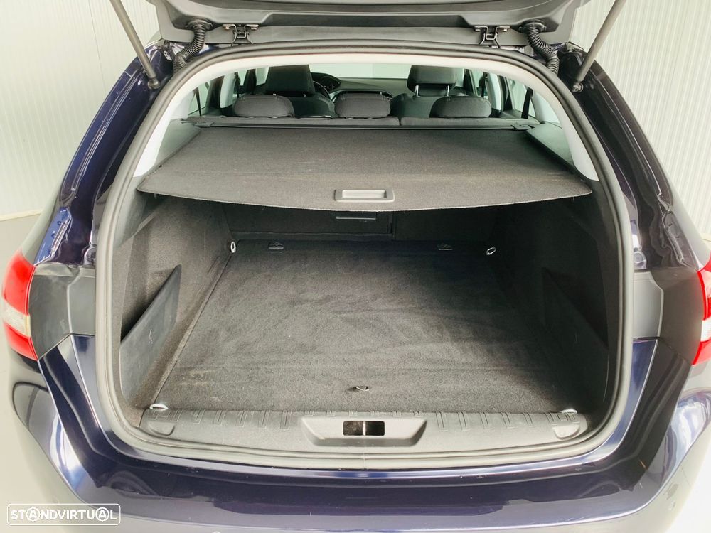 Peugeot 308 SW 1.5 BlueHDi Allure - 33