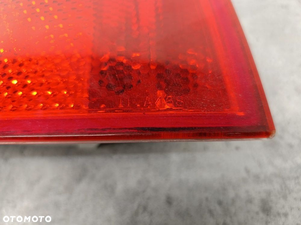 LAMPA TYLNA LEWA AUDI A4 B6 11-A468 TYC SEDAN - 6