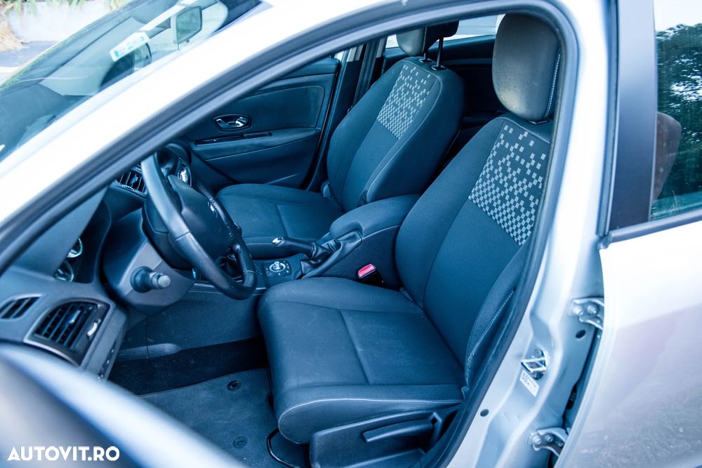 Renault Megane 1.5 dCi Dynamique - 4