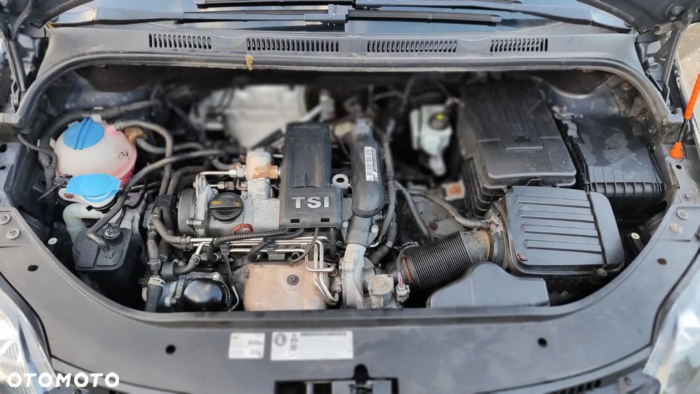 Volkswagen Golf Plus 1.2 TSI DSG Style - 17