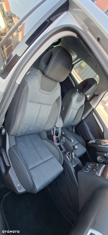 Citroën C4 1.6 HDi Magic - 16