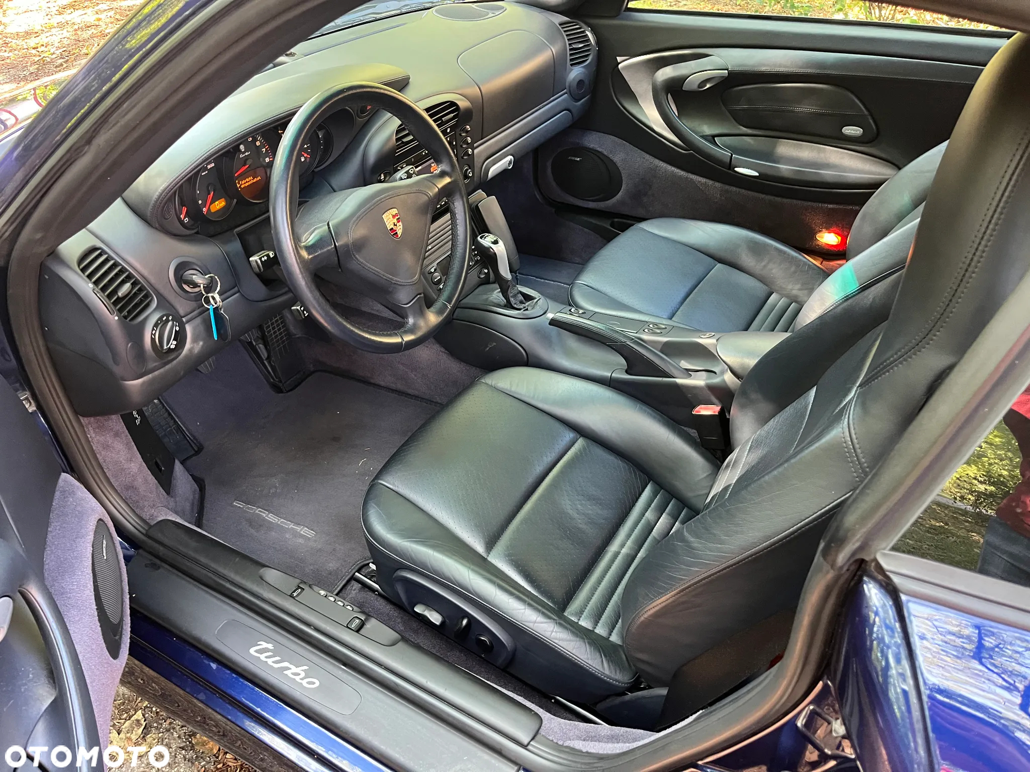 Porsche 911 Turbo - 8