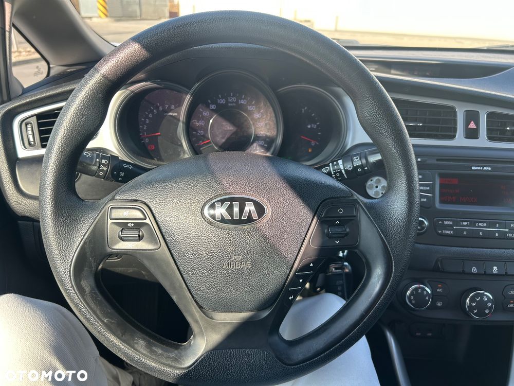 Kia Ceed 1.4 M - 22