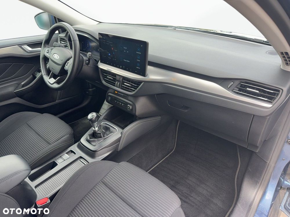 Ford Focus - 16