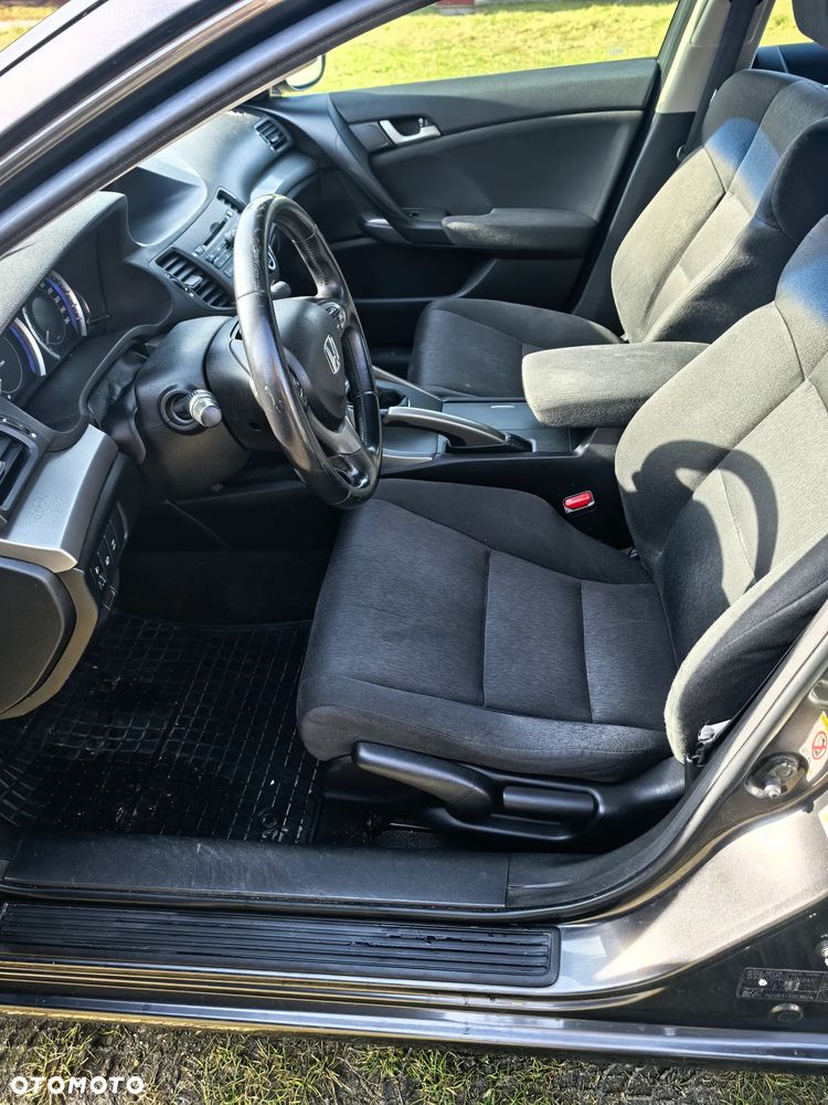 Honda Accord 2.2d Elegance - 9