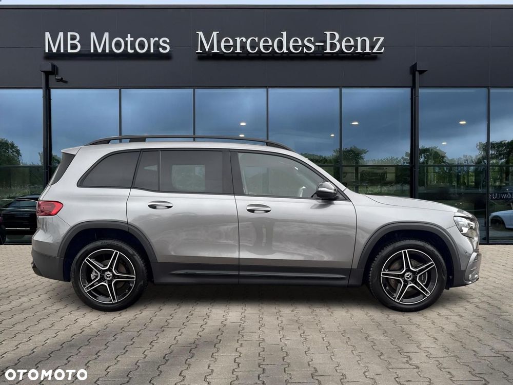 Mercedes-Benz GLB - 6