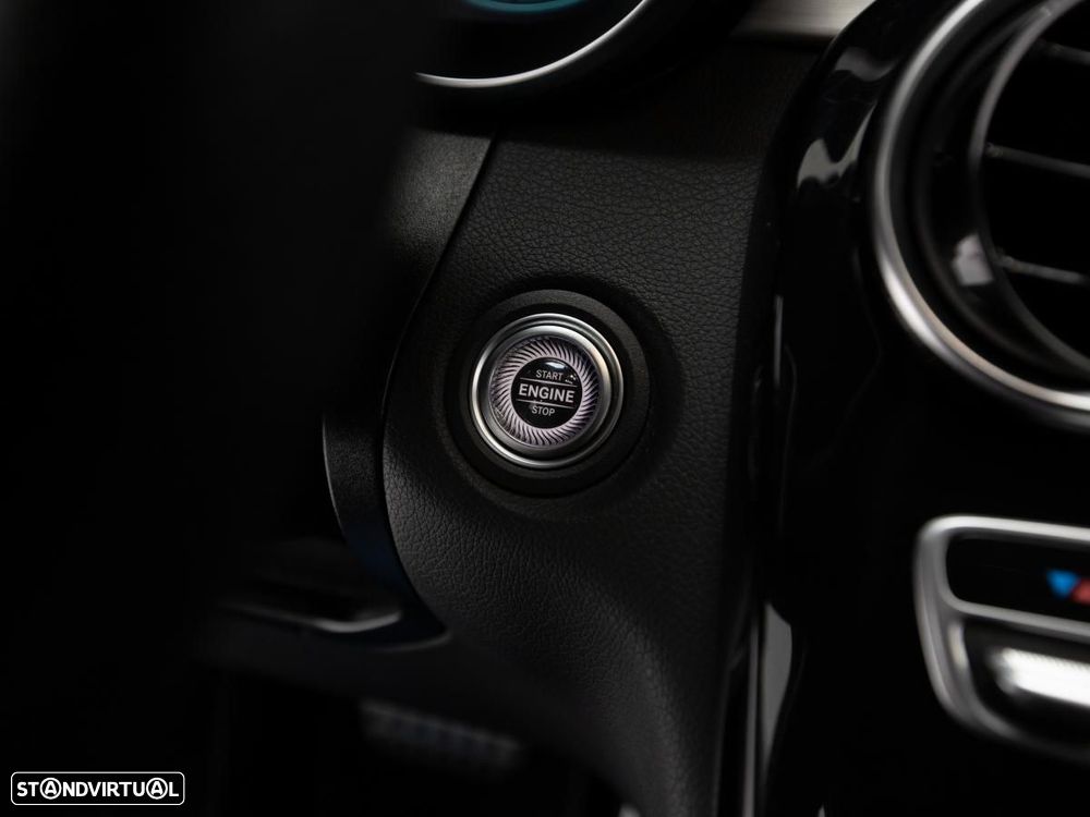 Mercedes-Benz GLC 300 de Coupe 4Matic 9G-TRONIC AMG Line - 24