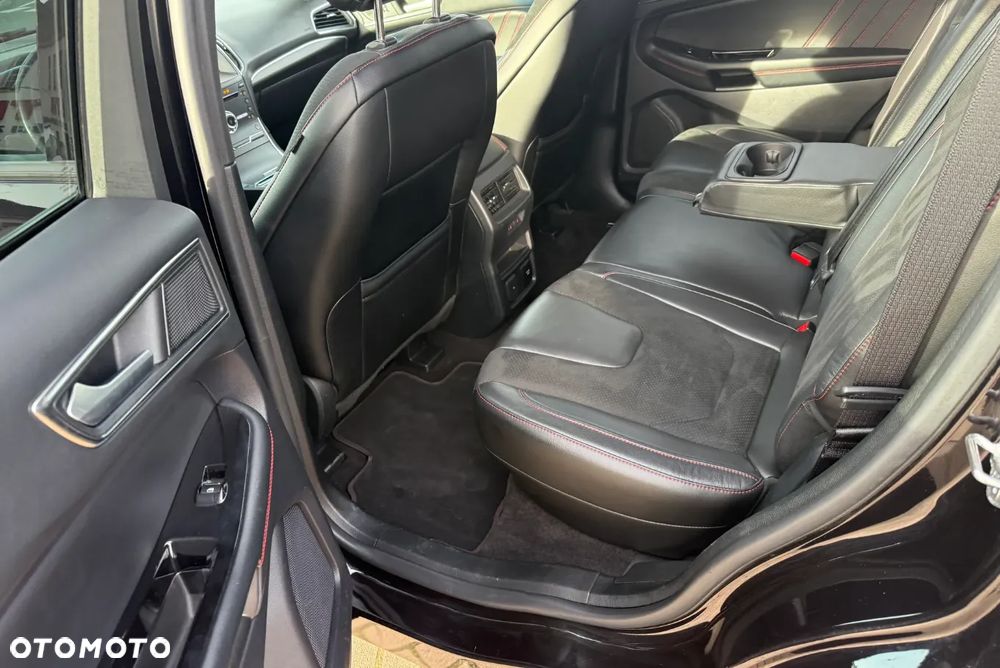 Ford Edge 2.0 EcoBlue Twin-Turbo 4WD ST-Line - 13