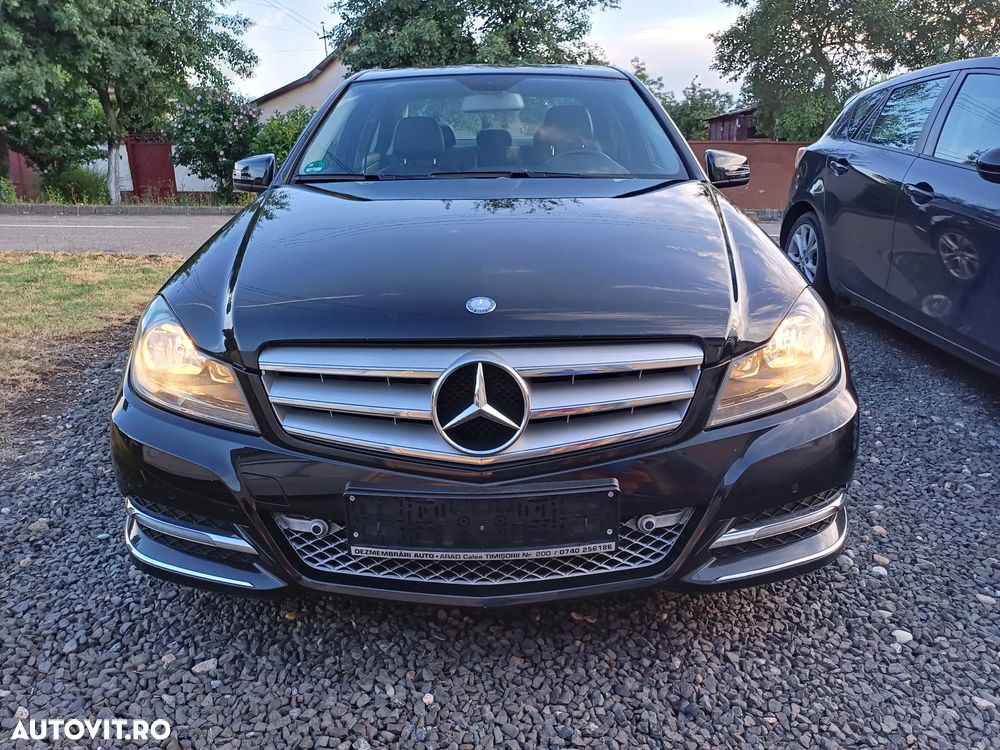 Mercedes-Benz C 180 (BlueEFFICIENCY) Avantgarde - 12