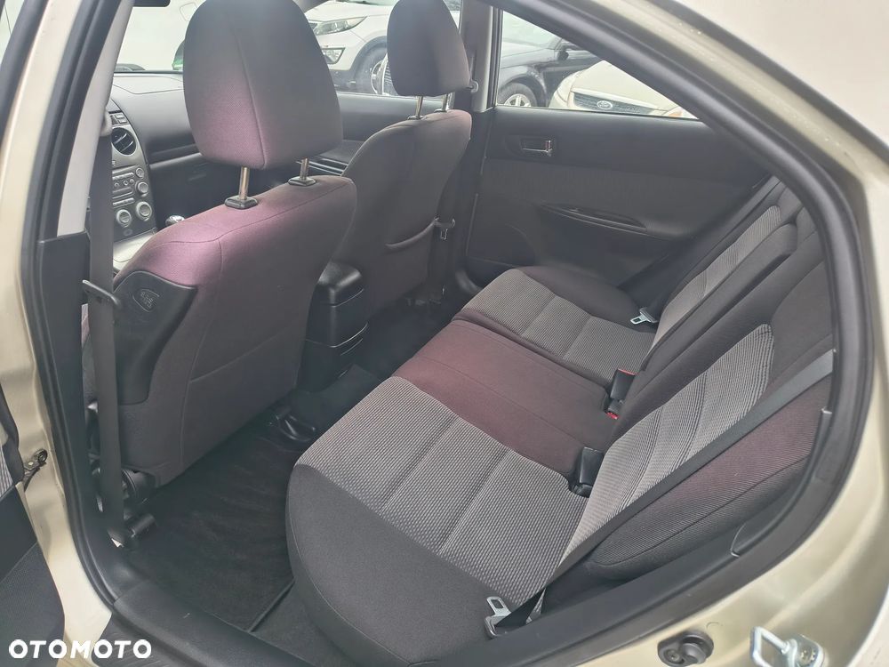 Mazda 6 Sport 1.8 Comfort - 21