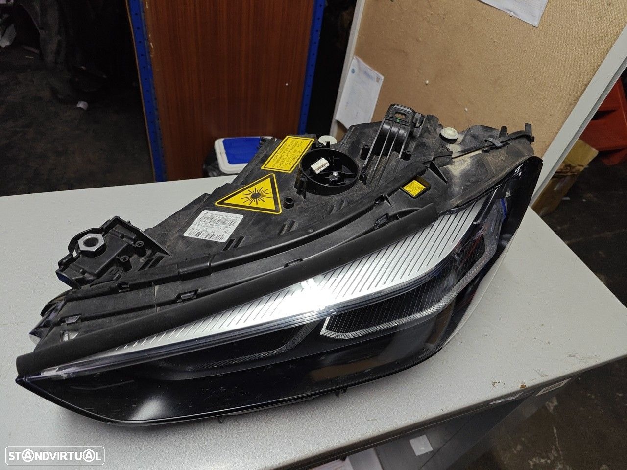 Farol Frente Esquerdo / Otica Esquerda Bmw 8 Cabriolet (G14, F91)  873 - 5