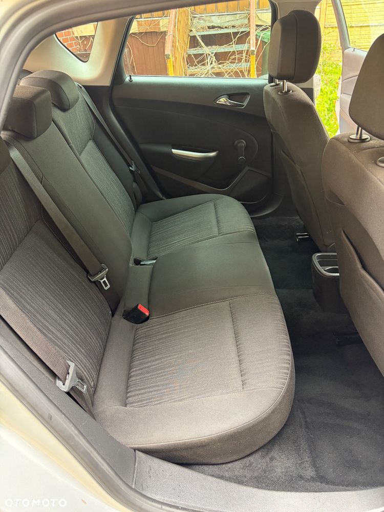 Opel Astra 1.6 Edition - 16