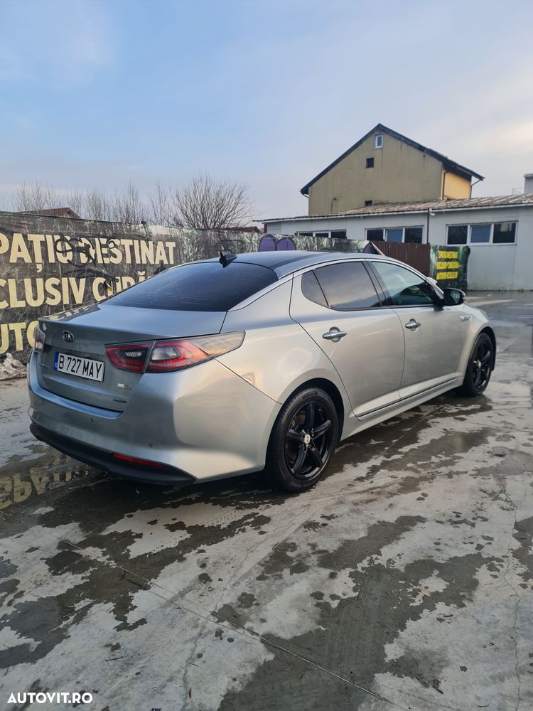 Kia Optima - 4